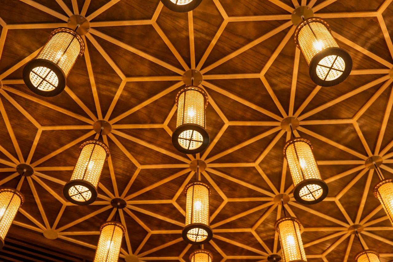 Arbour Hotel And Residence Паттая Екстер'єр фото Ceiling of the main hall