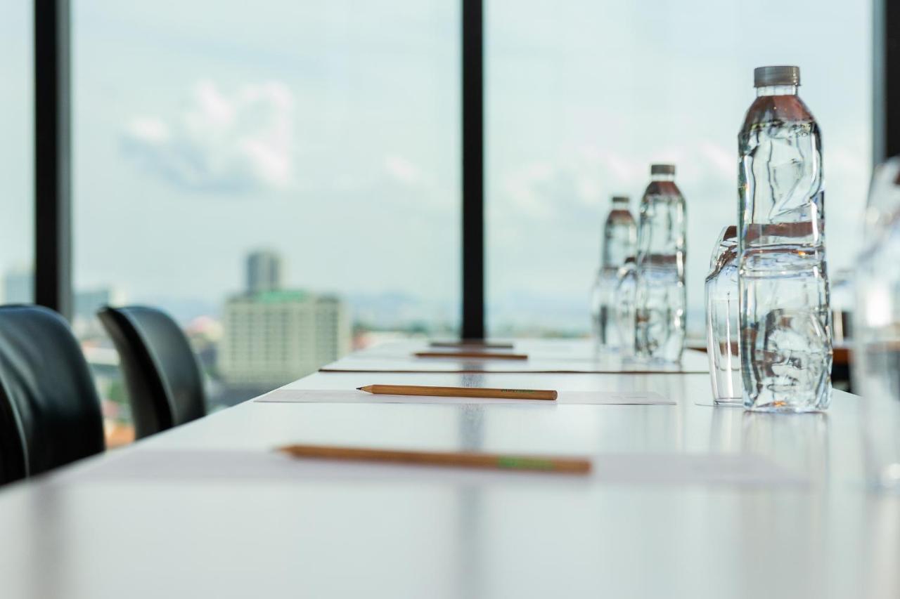 Arbour Hotel And Residence Паттая Екстер'єр фото Bottled water on a conference table