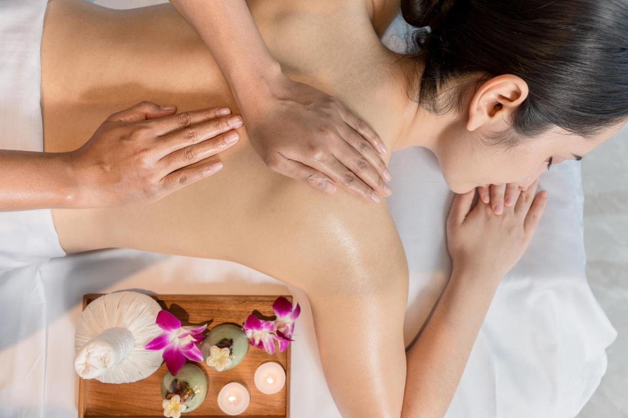 Arbour Hotel And Residence Паттая Екстер'єр фото Thai massage